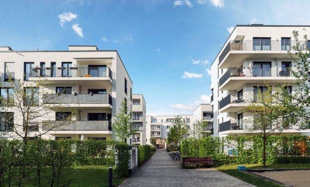 Apartment buildings for rent in the US - Best Rental Markets for Spring
