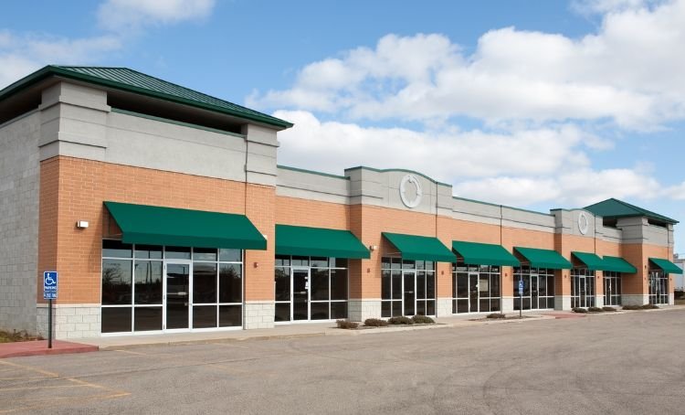 A commercial real estate complex in the US - Express Capital Financing