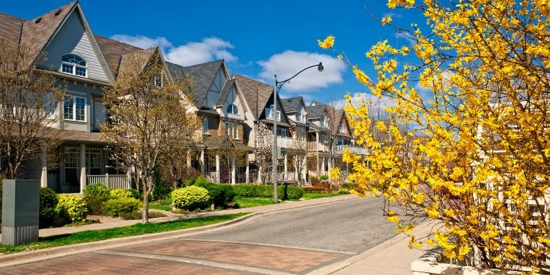 Fix and flip properties on a summer street - ECF